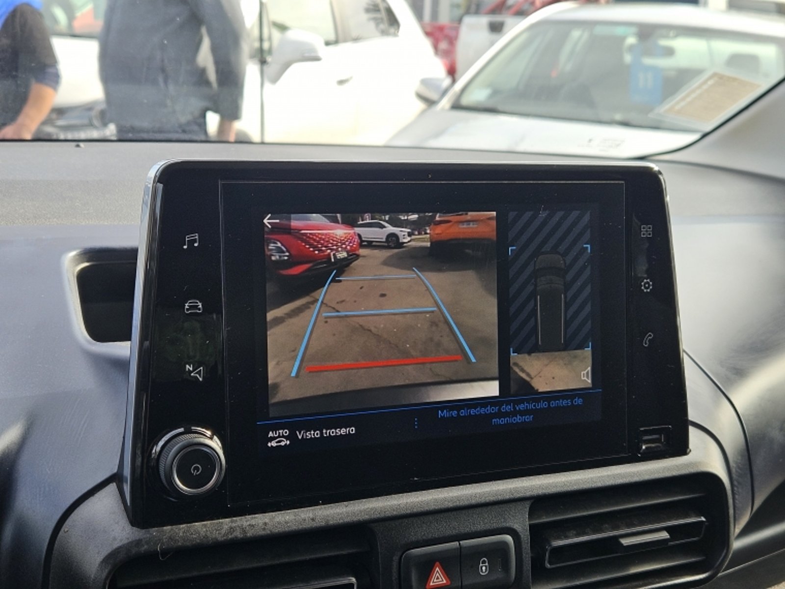 PEUGEOT RIFTER ALLURE BLUEHDI 130 AT DIESEL 2023 - Imagen 19 de 19
