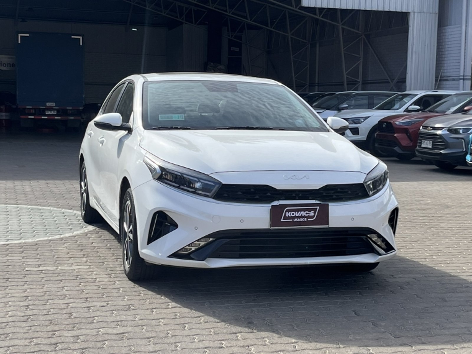 KIA CERATO EX 1.6L 6AT FULL 2022 - Imagen 7 de 20