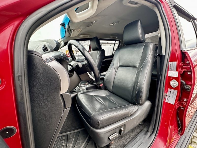 Toyota HILUX 2.8 SRV AT 4X4 DIESEL 2020 - Imagen 10 de 18