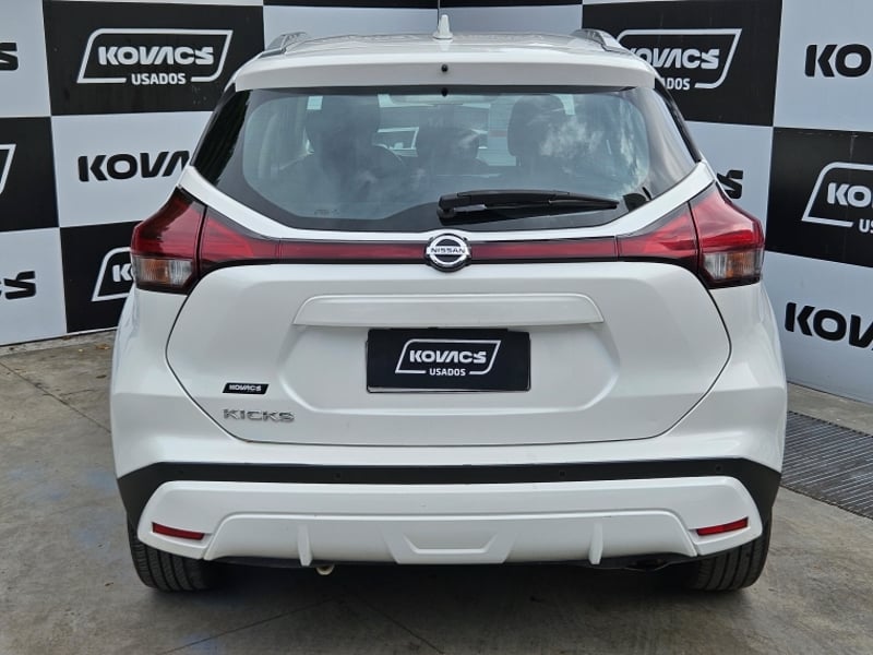 Nissan KICKS ADVANCE 1.6 MT 2022 - Imagen 18 de 19