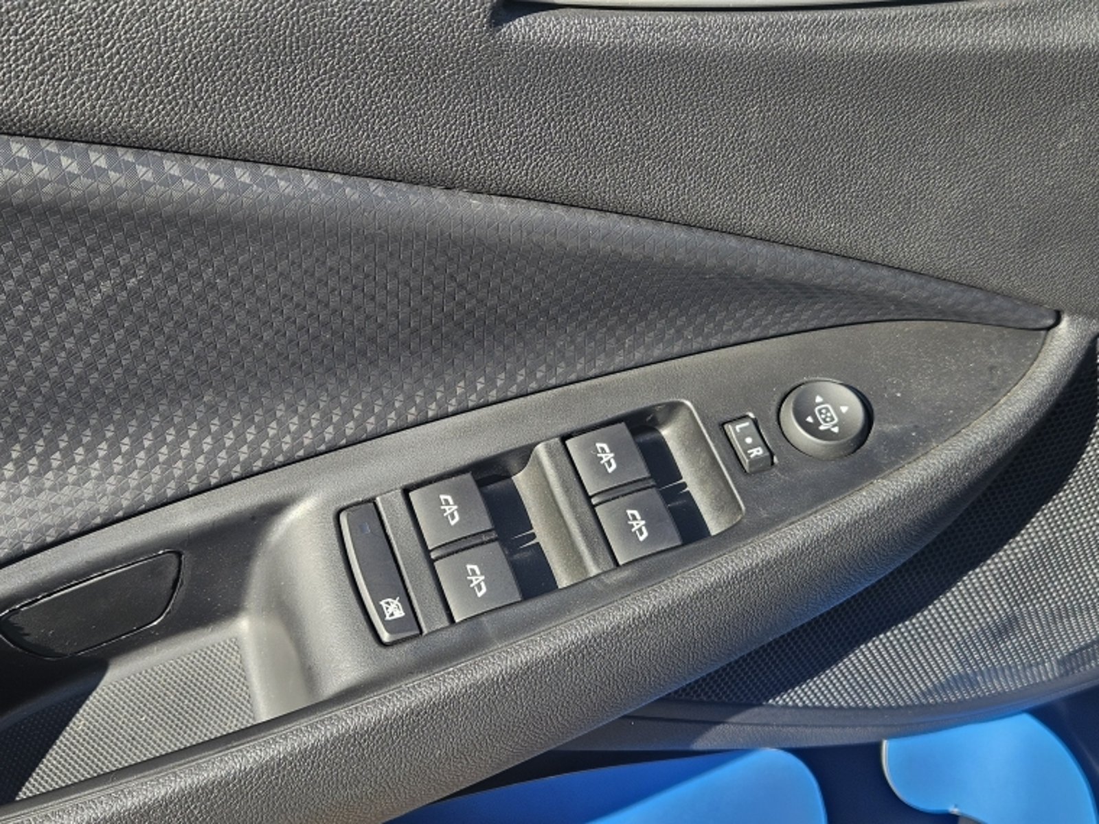 Chevrolet ONIX 1.0 LTZ MT 2026 - Imagen 14 de 20