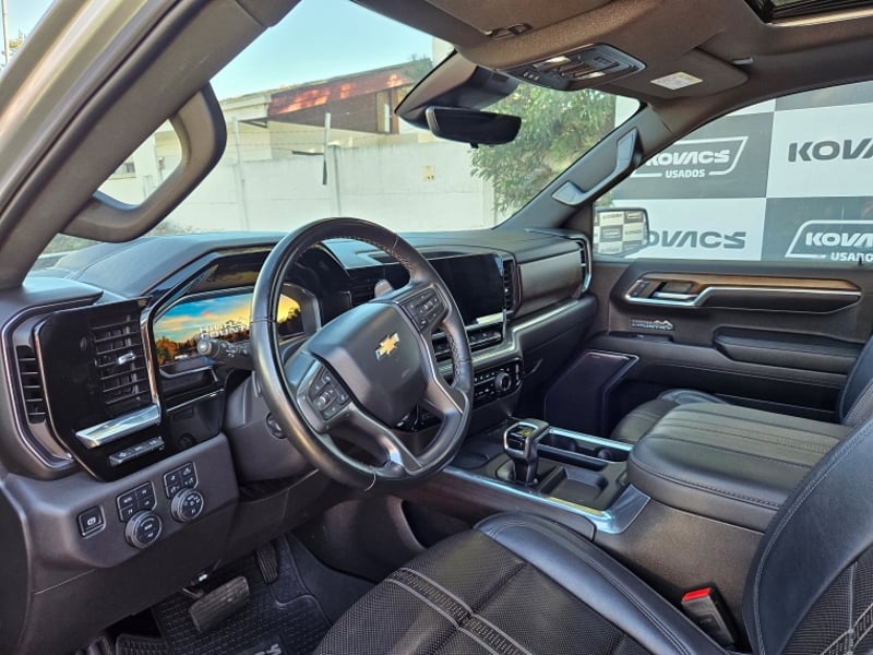 Chevrolet SILVERADO SILVERADO 4X4 3.0L AUT 2025 - Imagen 10 de 19