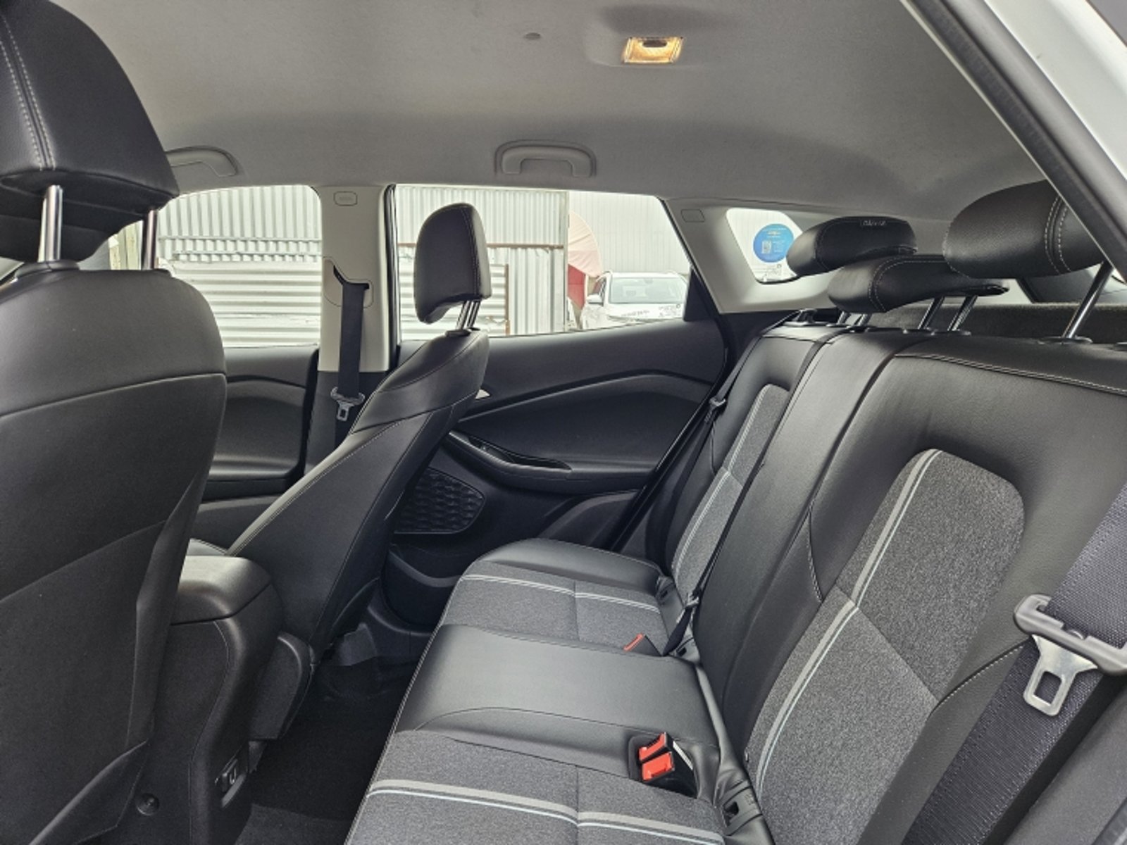 CHEVROLET TRACKER LTZ MT 2023 - Imagen 8 de 20
