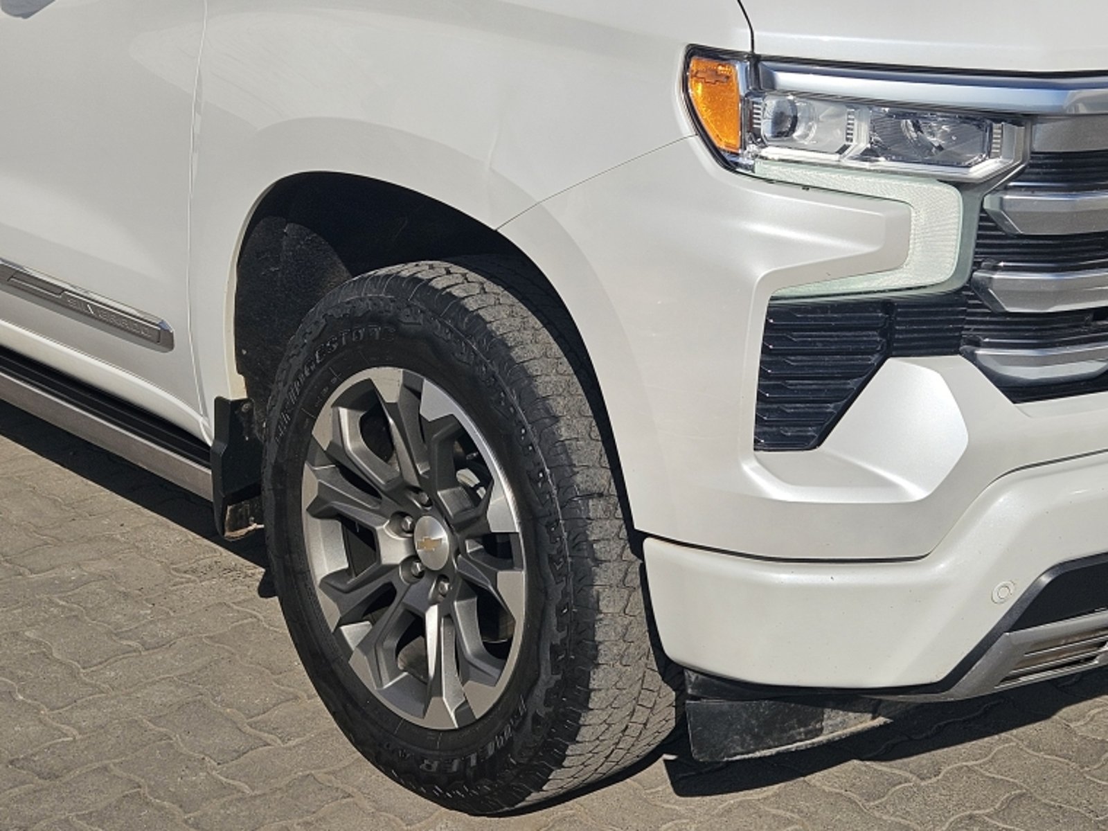 CHEVROLET SILVERADO TD HIGH COUNTRY AT 4X4 2024 - Imagen 7 de 20
