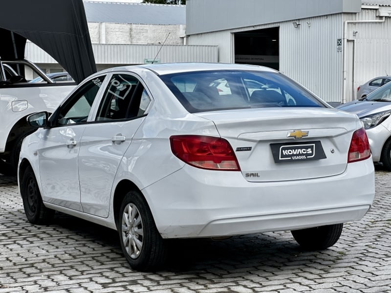 Chevrolet SAIL 1.5L MT 2019 - Imagen 7 de 18