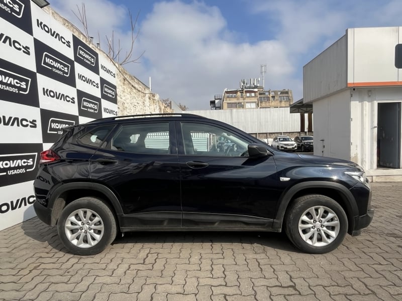 Chevrolet TRACKER 1.2T LS  MT 2022 - Imagen 8 de 20