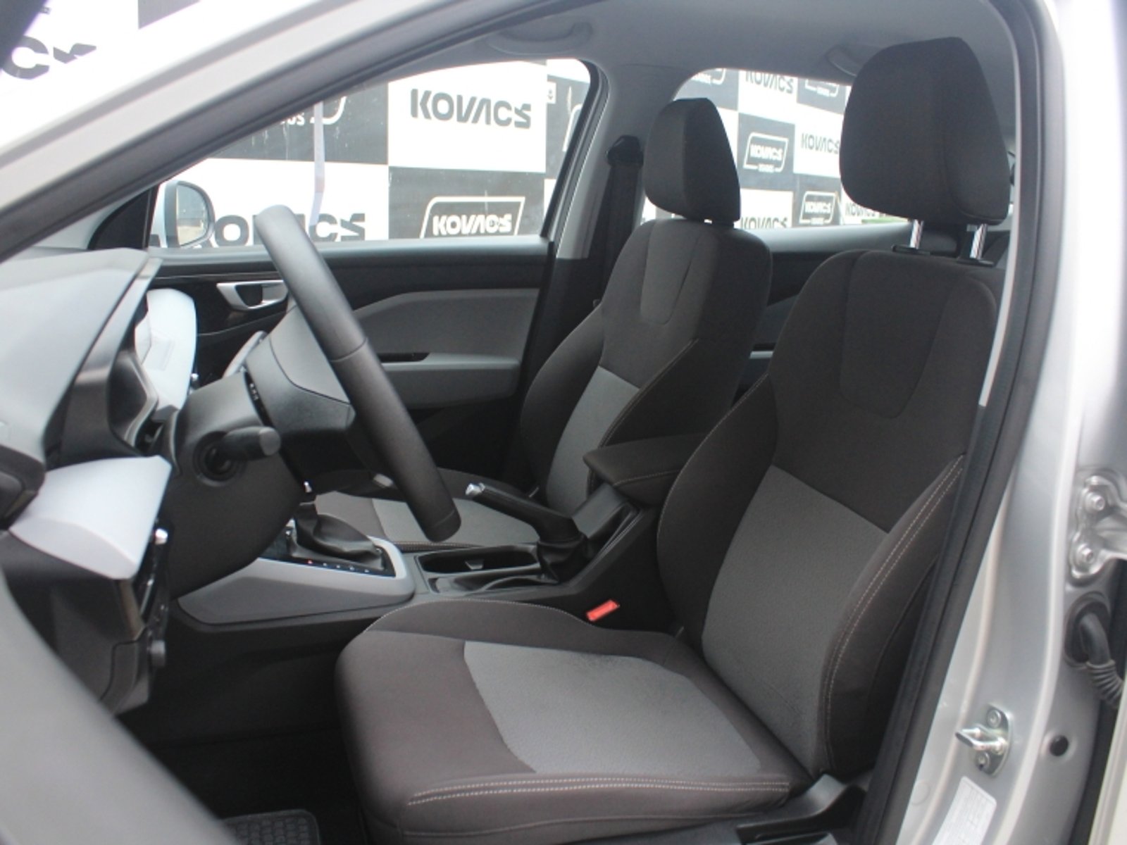 Chevrolet SAIL 1.5  NB  CVT 2024 - Imagen 12 de 18
