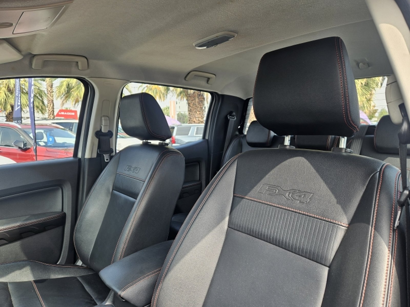 FORD RANGER FX4 4X4 3.2 AT 2023 - Imagen 15 de 20