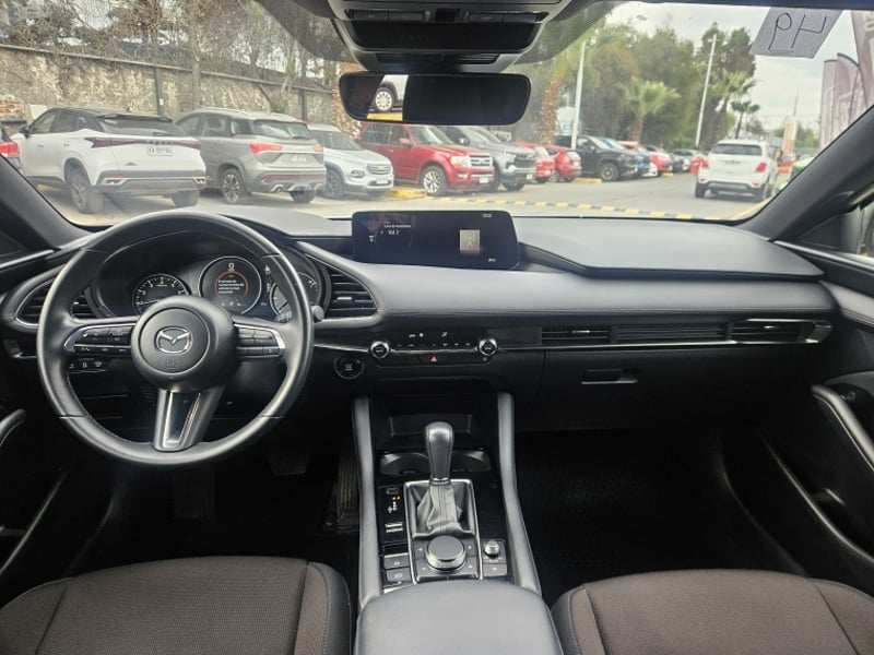 Mazda 3 2.0 SPORT CORE AT 2024 - Imagen 9 de 20