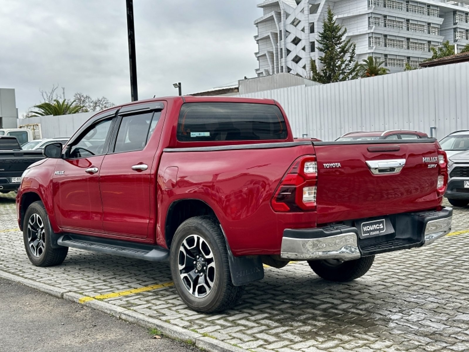 Toyota HILUX HILUX 2.8 SRV AT 4X4 2020 - Imagen 7 de 18