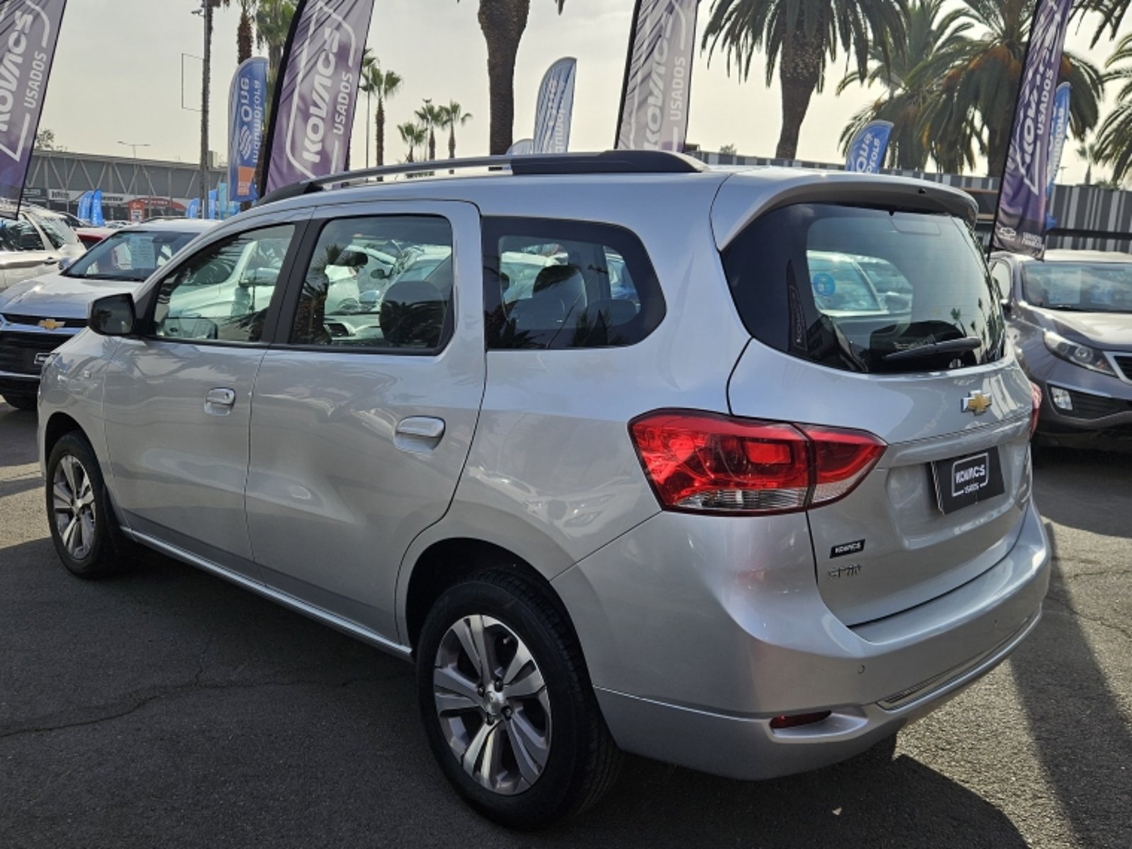 CHEVROLET SPIN PREMIER 1.8 MT 2022 - Imagen 6 de 20