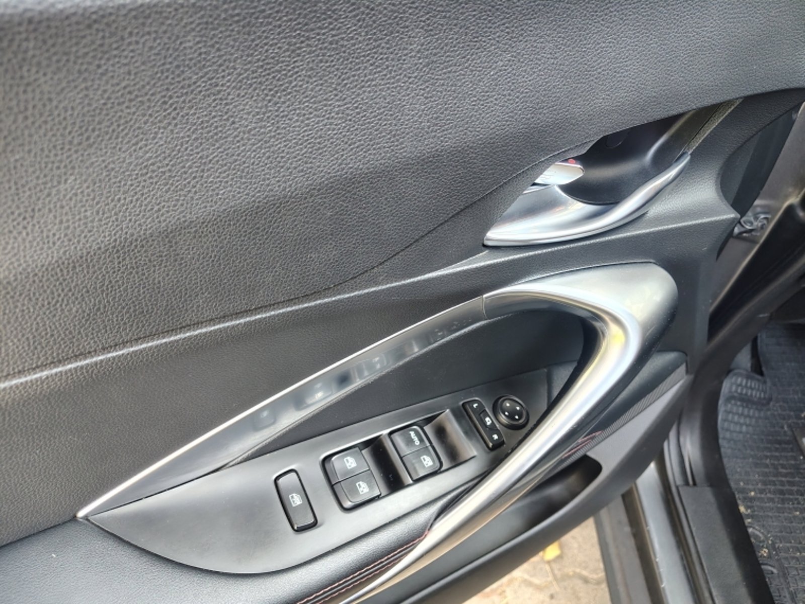 CHEVROLET GROOVE 1.5 PREMIER MT 2024 - Imagen 14 de 20