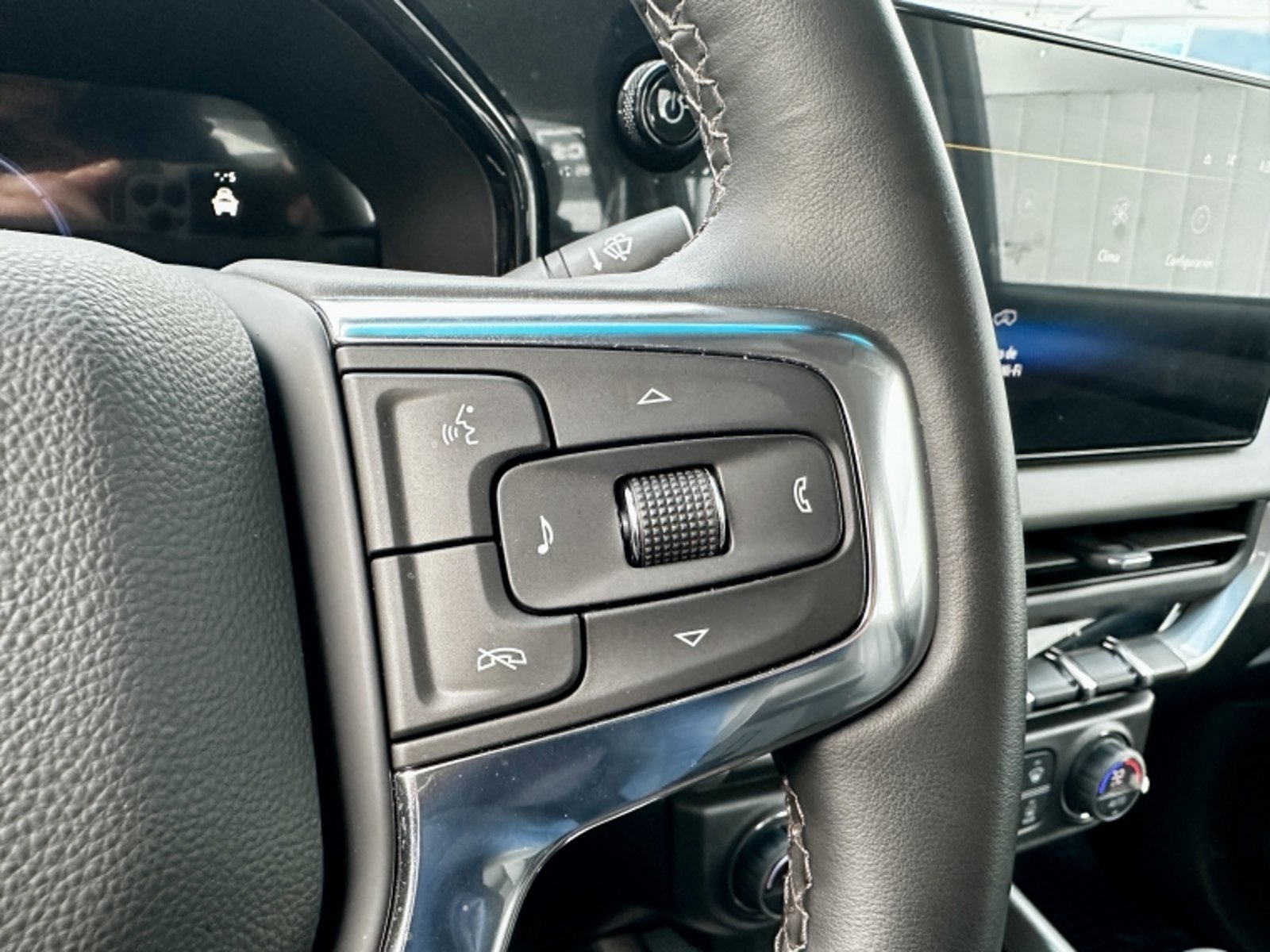 CHEVROLET COLORADO 2.8 AUT 2026 - Imagen 13 de 20