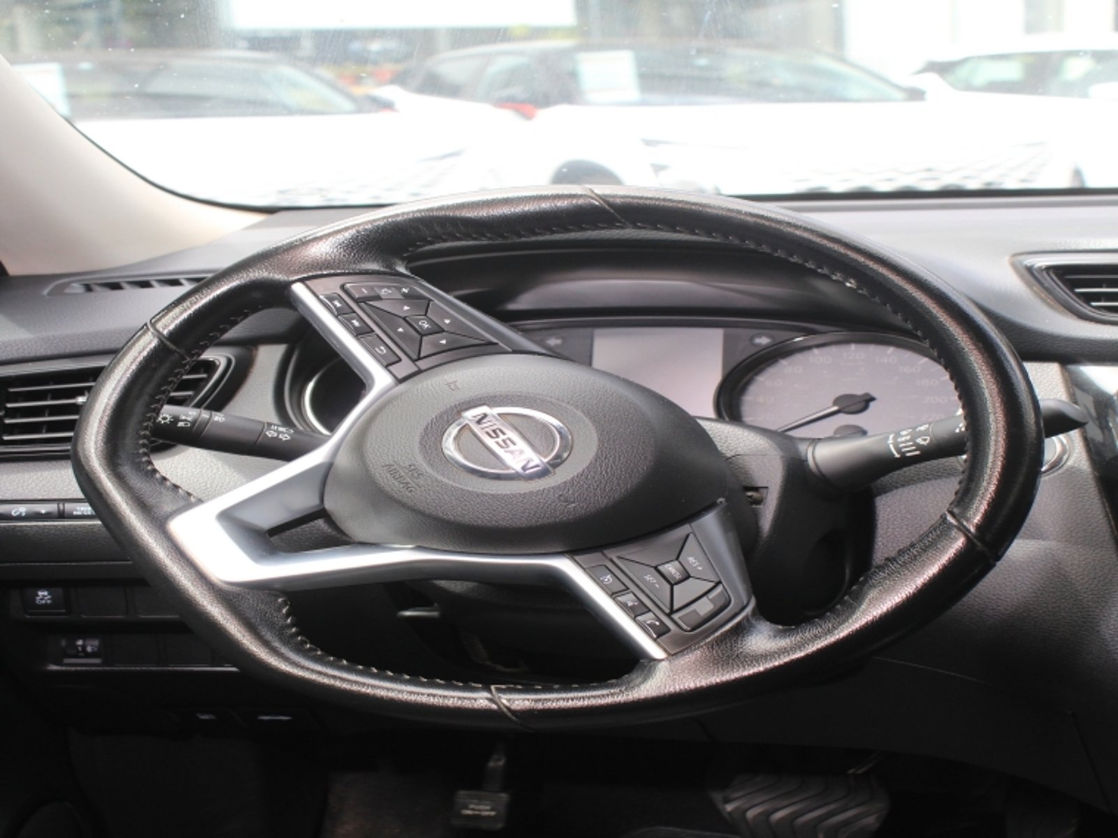 NISSAN X-TRAIL 2.5 ADVANCE  AT 2023 - Imagen 9 de 20