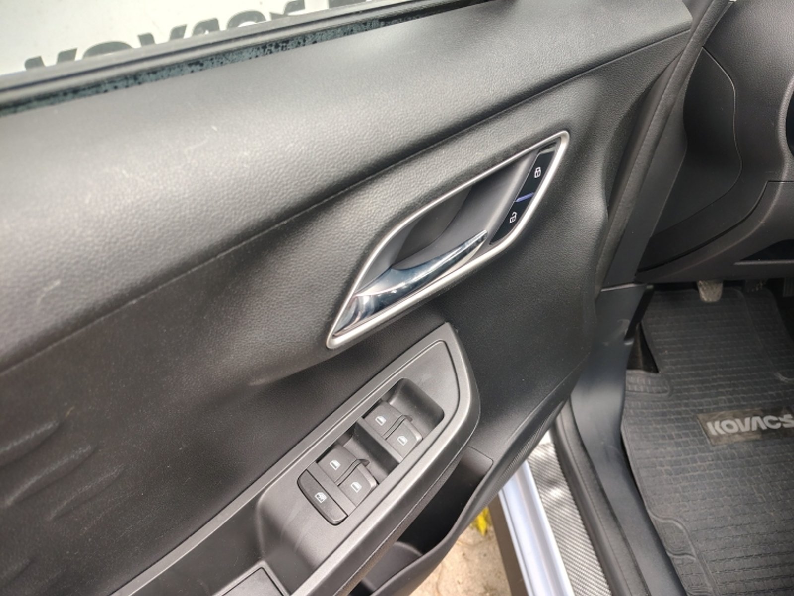 MG 3 1.5 COM MT 2022 - Imagen 13 de 18