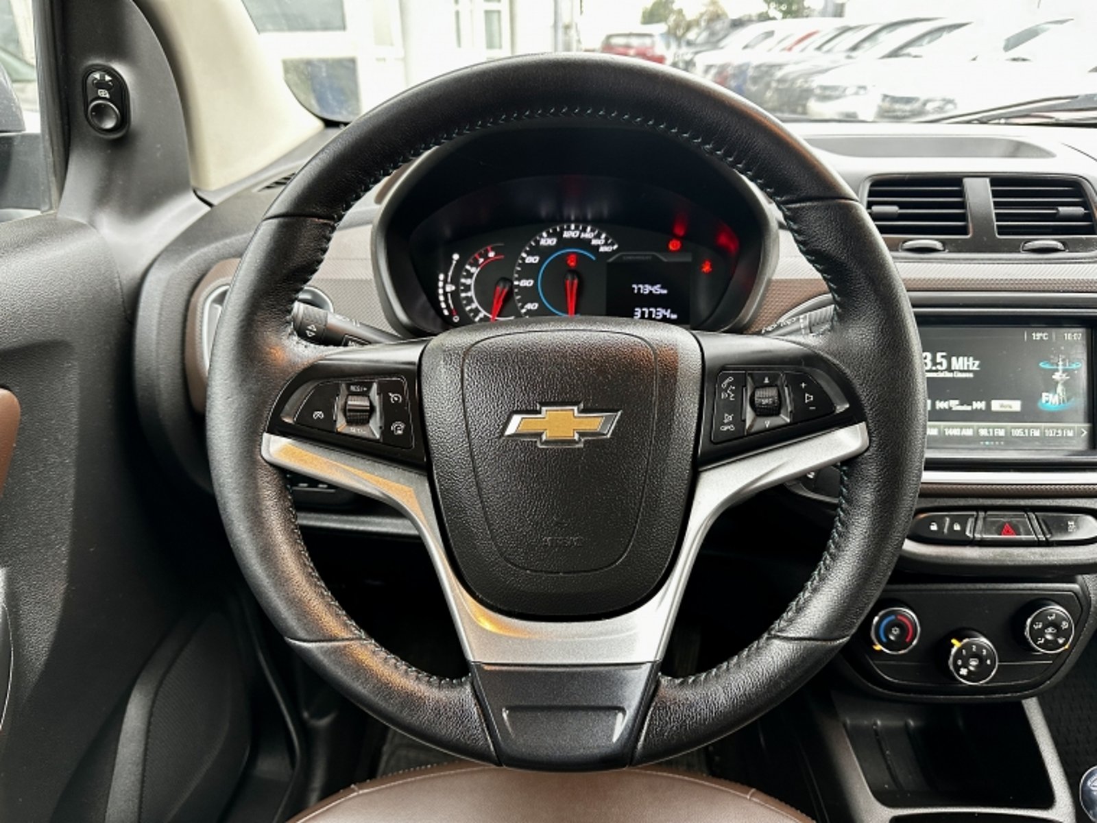 Chevrolet SPIN 1.8 MT 2021 - Imagen 10 de 18