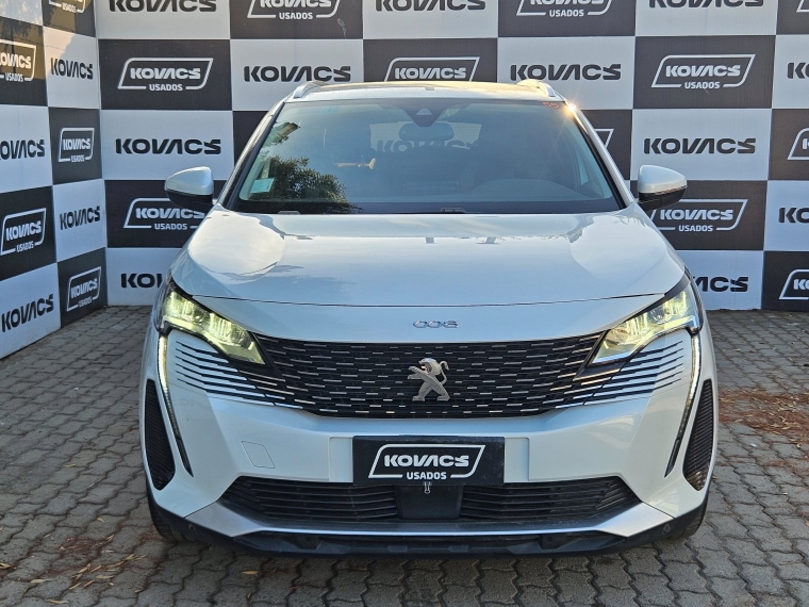 Peugeot 3008 1.2 ACTIVE PACK PURETECH 130 MT 2022 - Foto 3 de 19