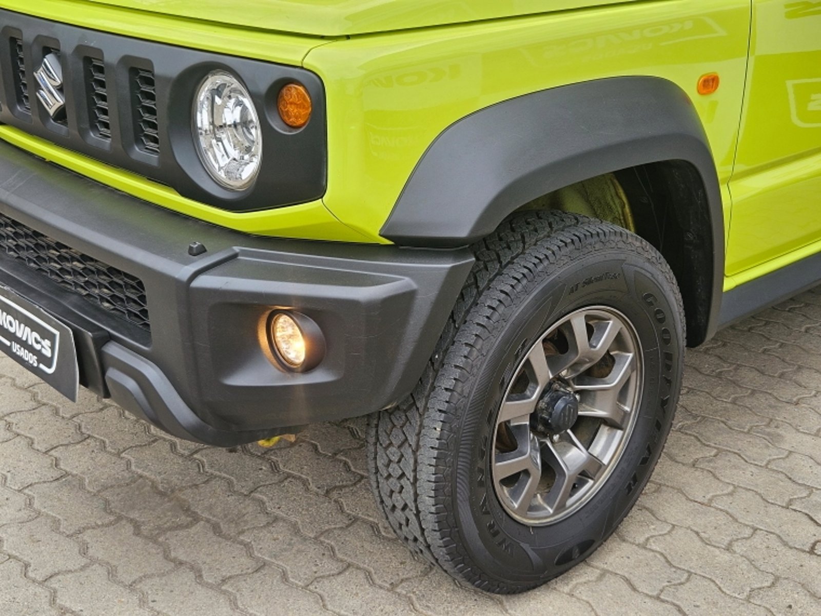Suzuki JIMNY 1.5 GLX AT 4X4 2020 - Foto 2 de 18