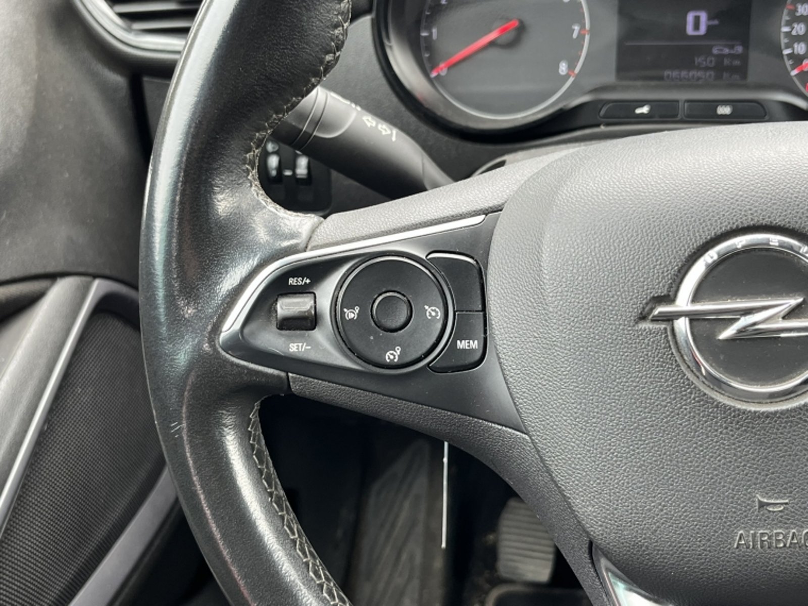 OPEL CROSSLAND 1.2T EDITION MT 2022 - Imagen 18 de 20