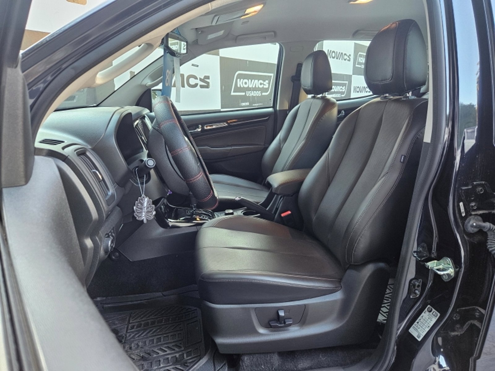 CHEVROLET COLORADO 2.8 HIGH COUNTRY AT  4X4  DIESEL 2023 - Imagen 6 de 11