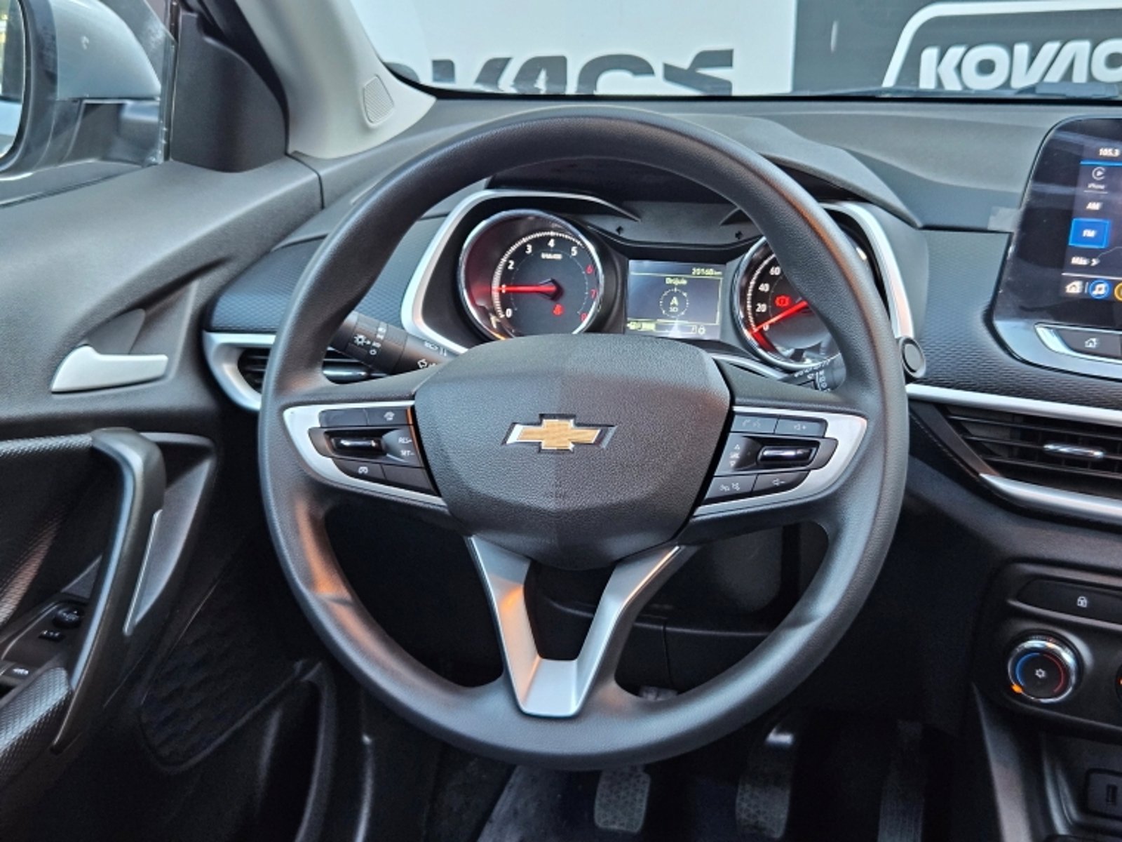 Chevrolet TRACKER 1.2T  LTZ P MT 2024 - Imagen 11 de 19