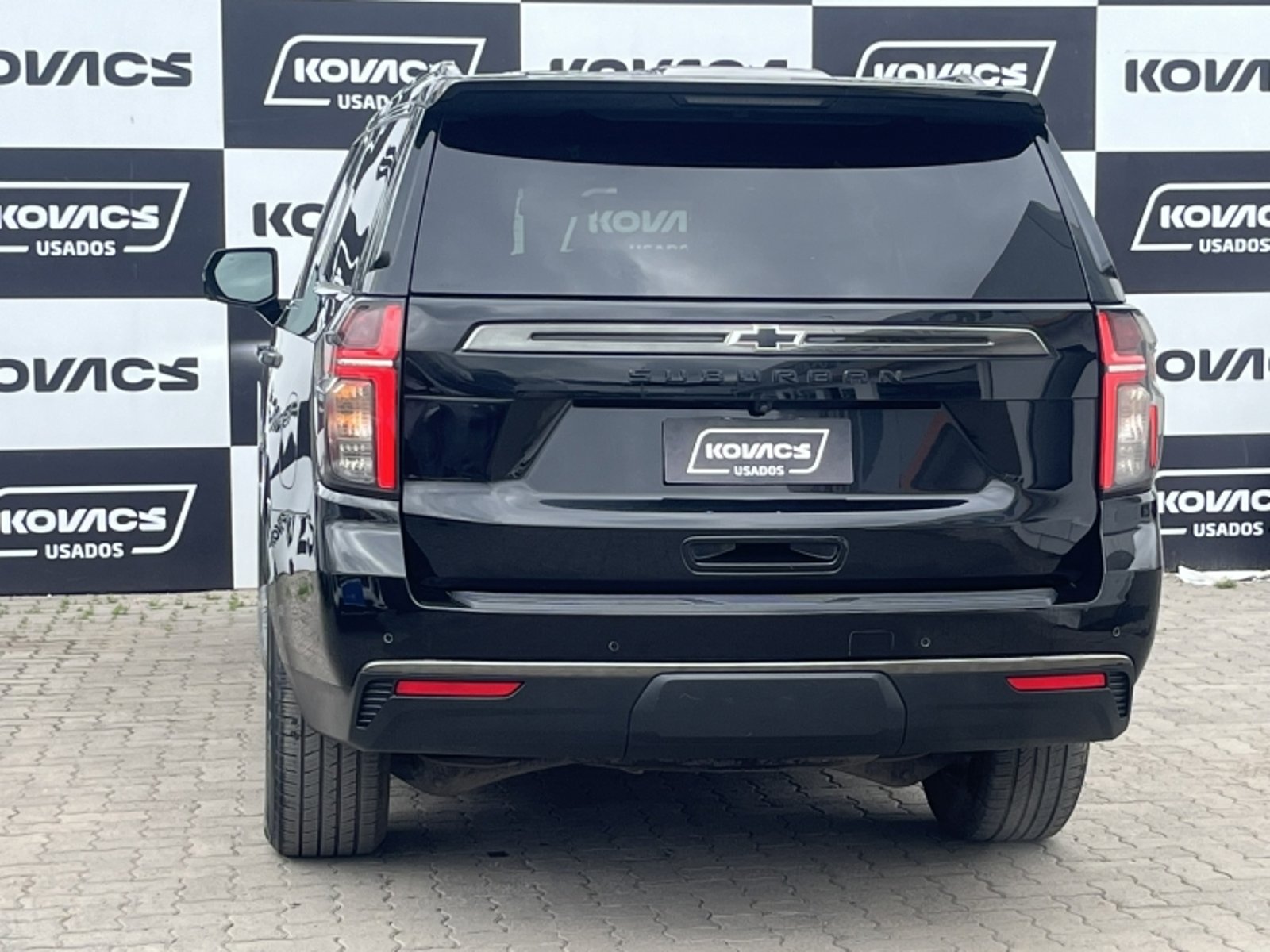 Chevrolet SUBURBAN 5.3 Z71 AT 4X4 2023 - Foto 3 de 20