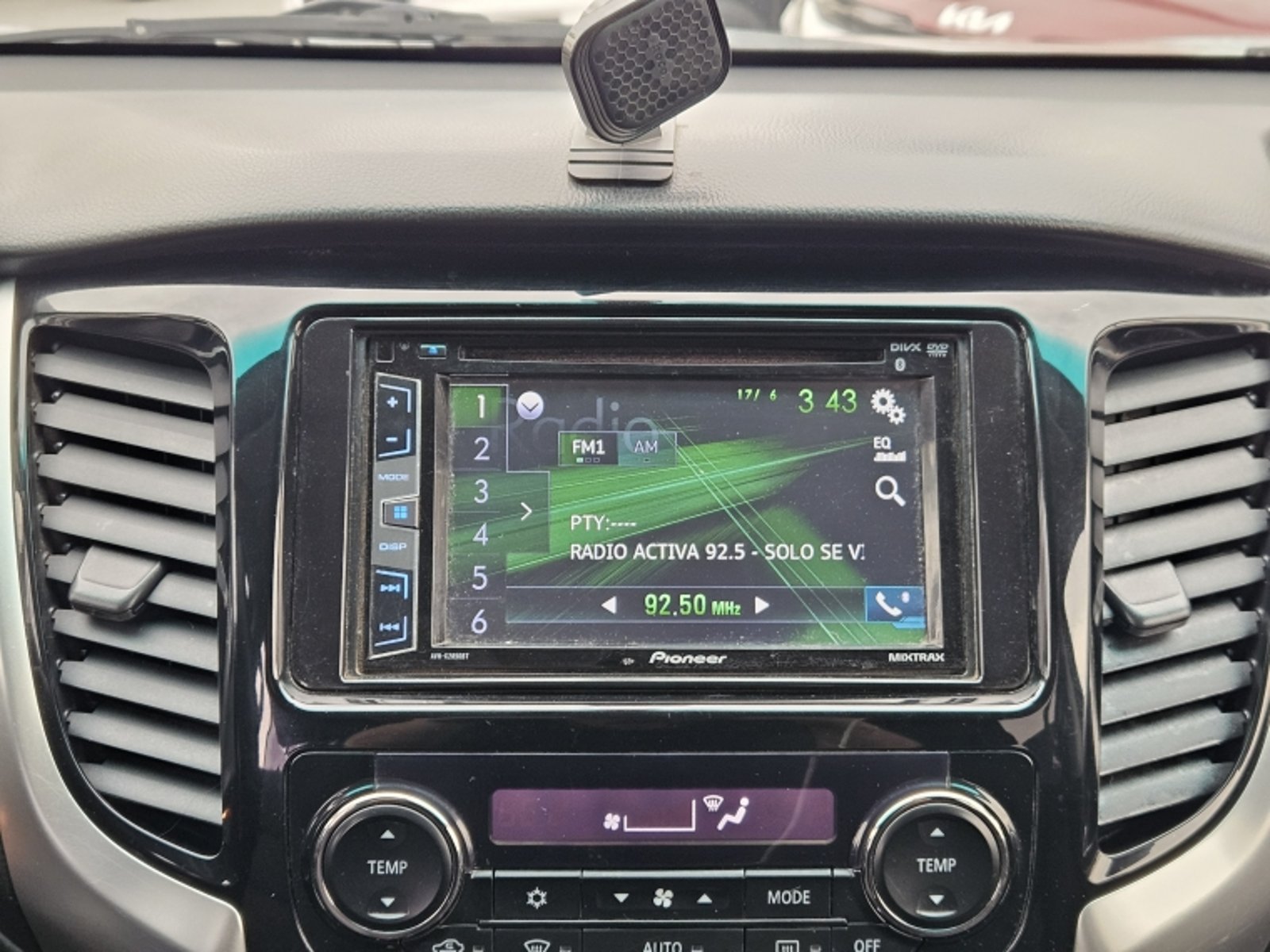 MITSUBISHI MONTERO SPORT MT 4X2 2.4 2017 - Imagen 10 de 19