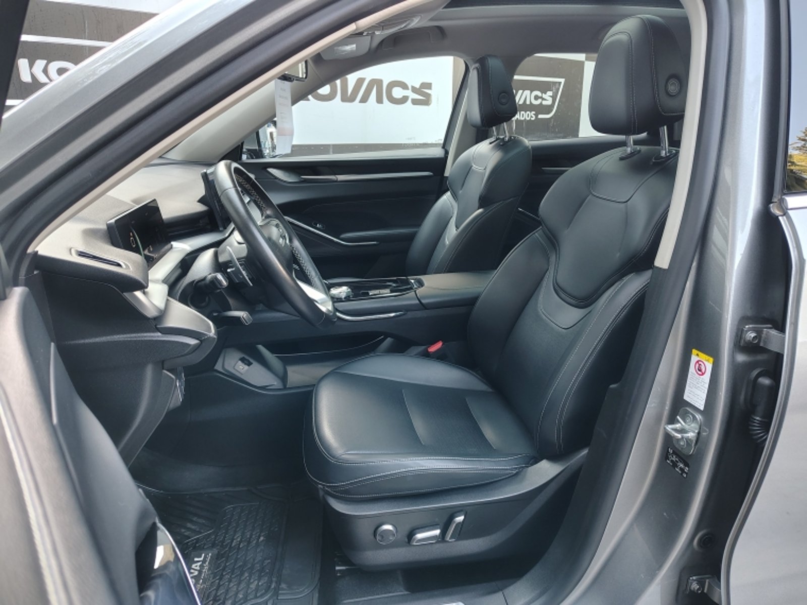 HAVAL H6 2.0 DELUXE  AT 2023 - Imagen 14 de 18