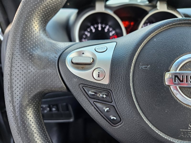 Nissan JUKE JUKE SENSE 1.6 AUT 2016 - Imagen 18 de 19