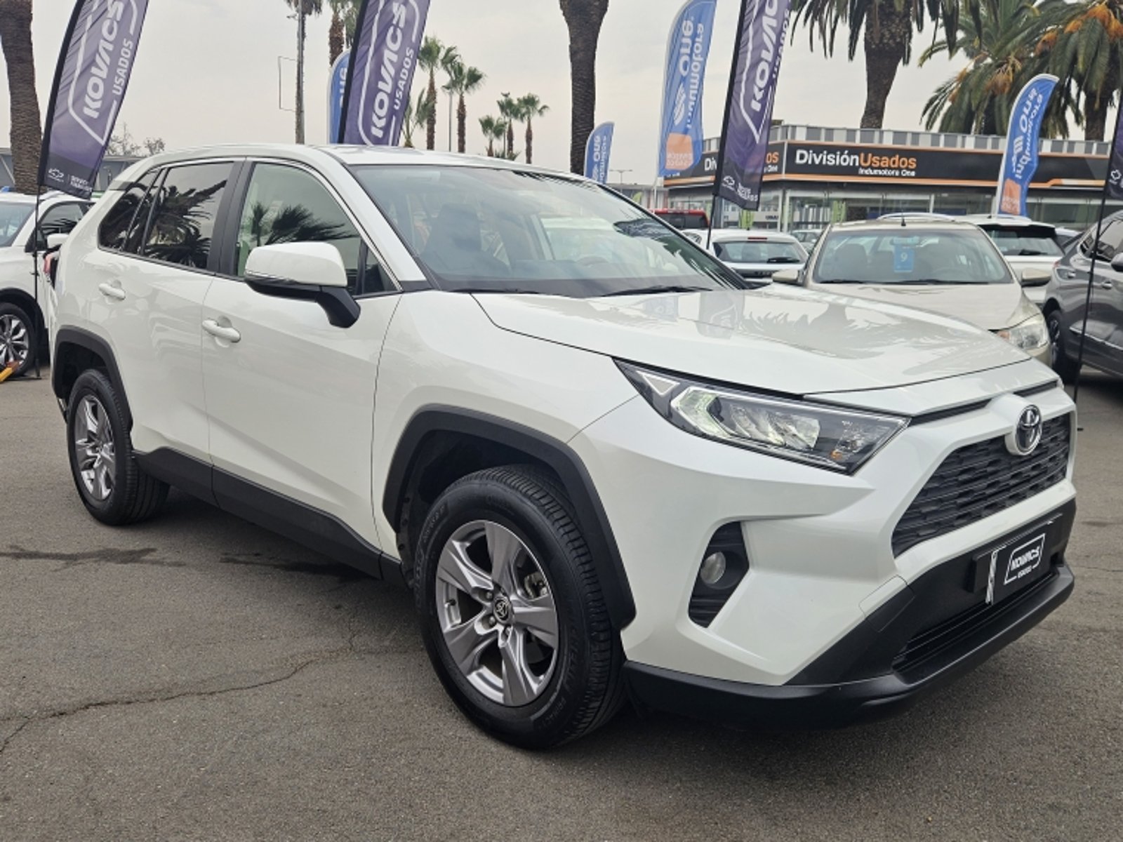 TOYOTA RAV4 OTTO 2.0 AUT 2023 - Imagen 3 de 19