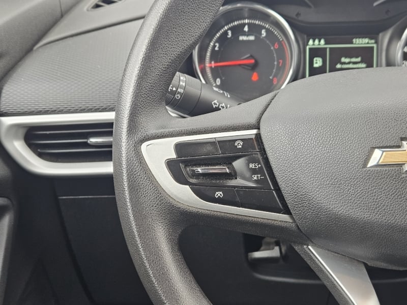 Chevrolet TRACKER 1.2T LTZ MT 2025 - Imagen 14 de 20