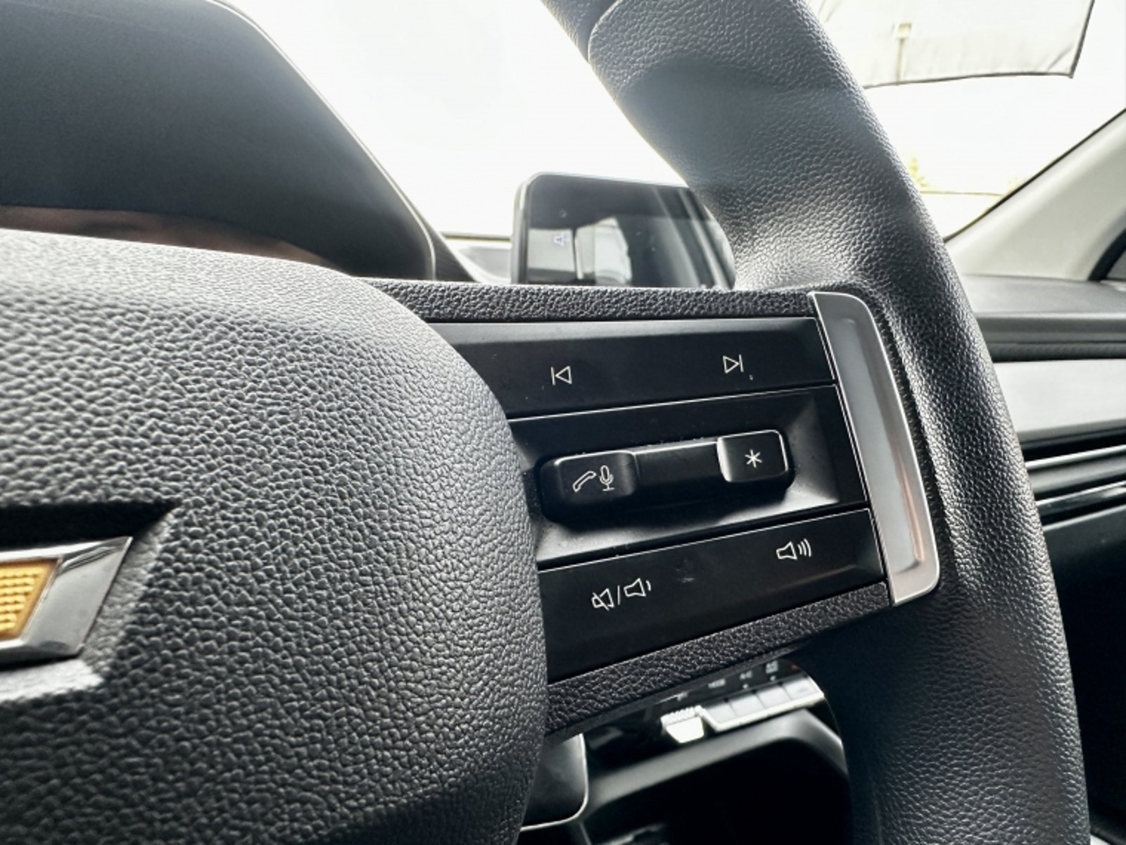 Chevrolet SAIL 1.5 CVT 2024 - Imagen 12 de 18