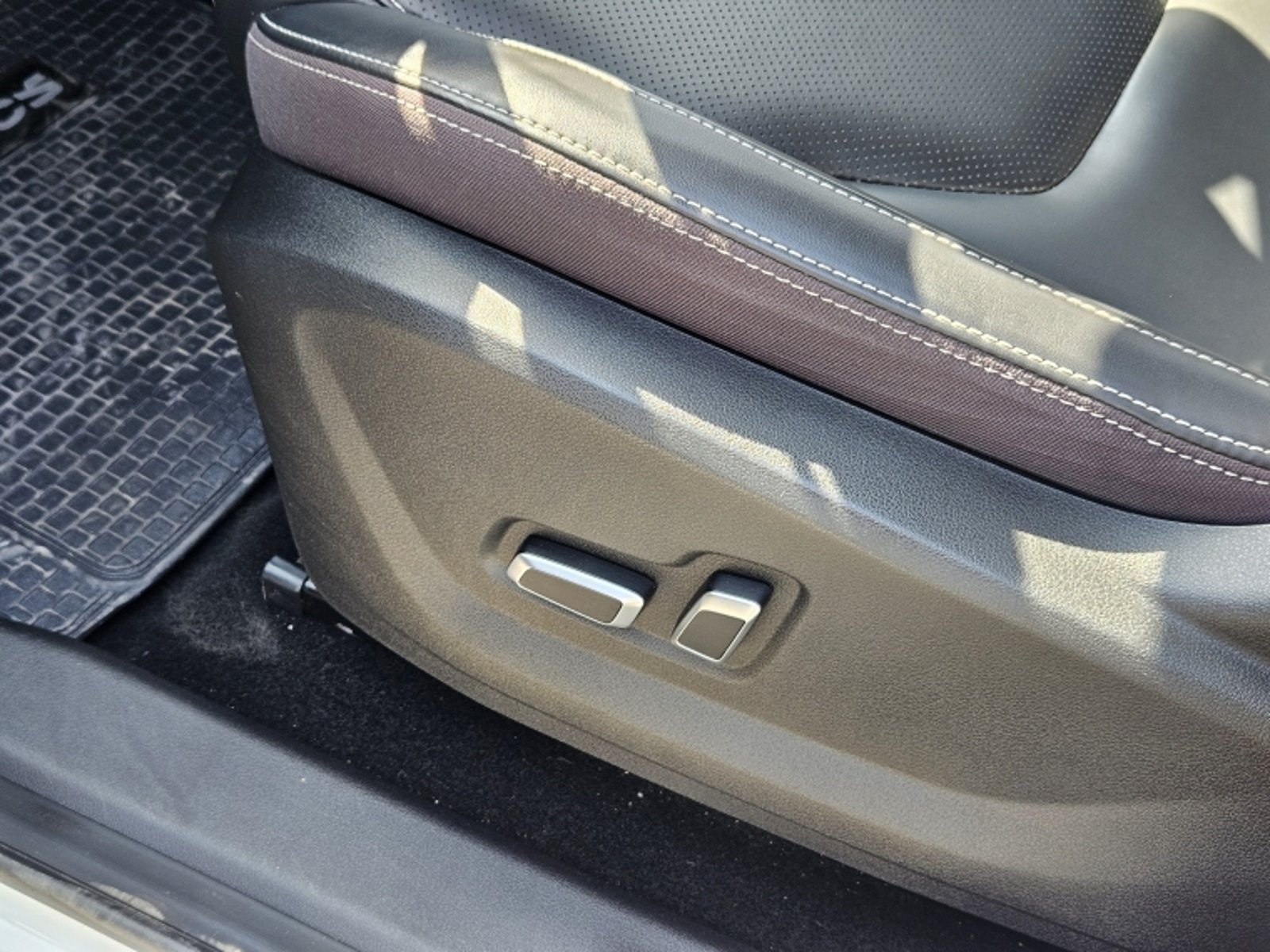 JAC JS6 LUXURY SE AT 1.5 2023 - Imagen 13 de 20