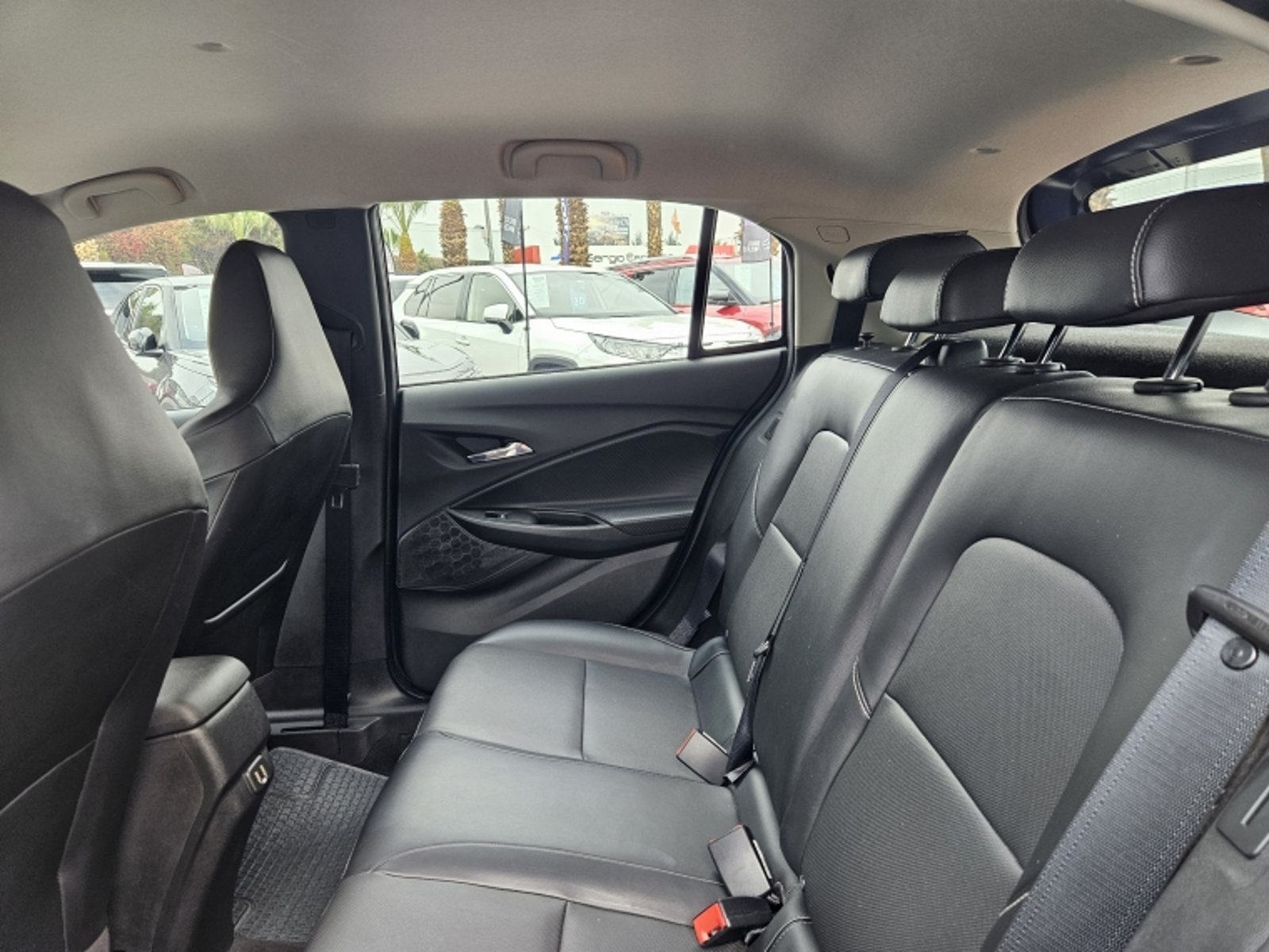 CHEVROLET ONIX HB PREMIER 1.0 AUT 2022 - Imagen 8 de 20