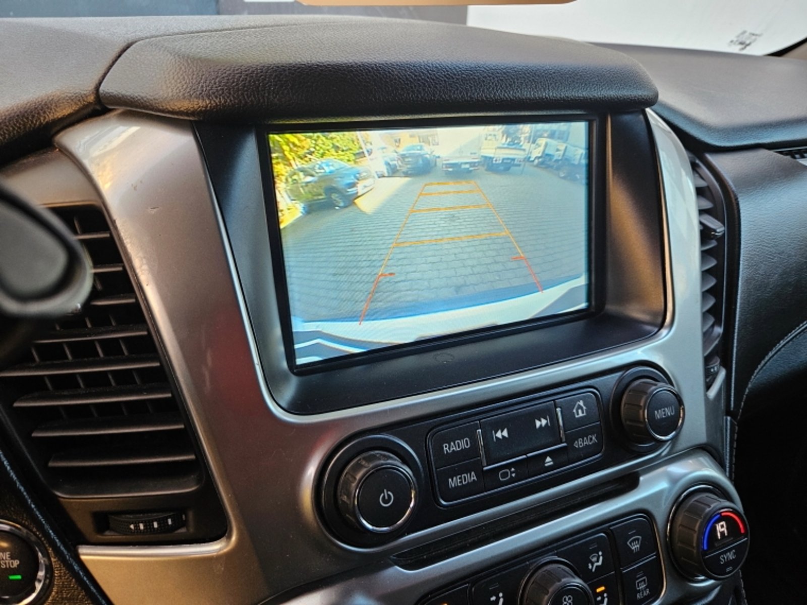 Chevrolet TAHOE 5.3 LT AT 4X4 2018 - Imagen 18 de 18