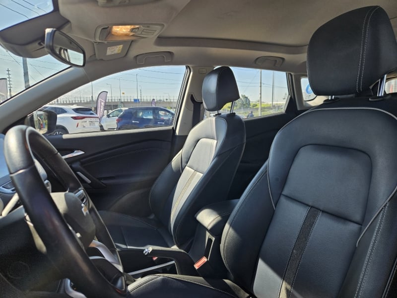 Chevrolet TRACKER PREMIER AT 1.2 2023 - Imagen 16 de 19