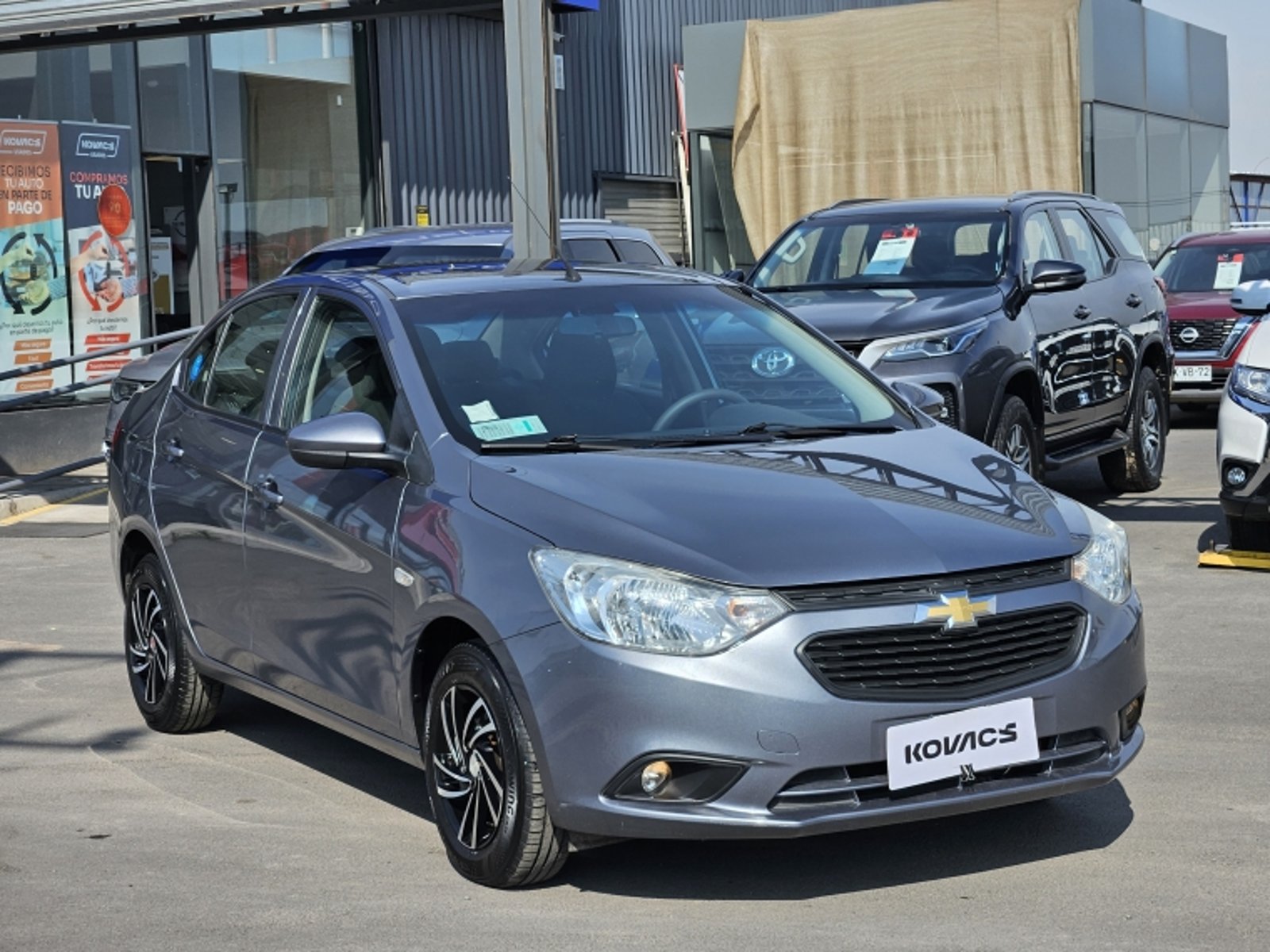 Chevrolet SAIL 1.5 LS MT 2022 - Foto 3 de 19