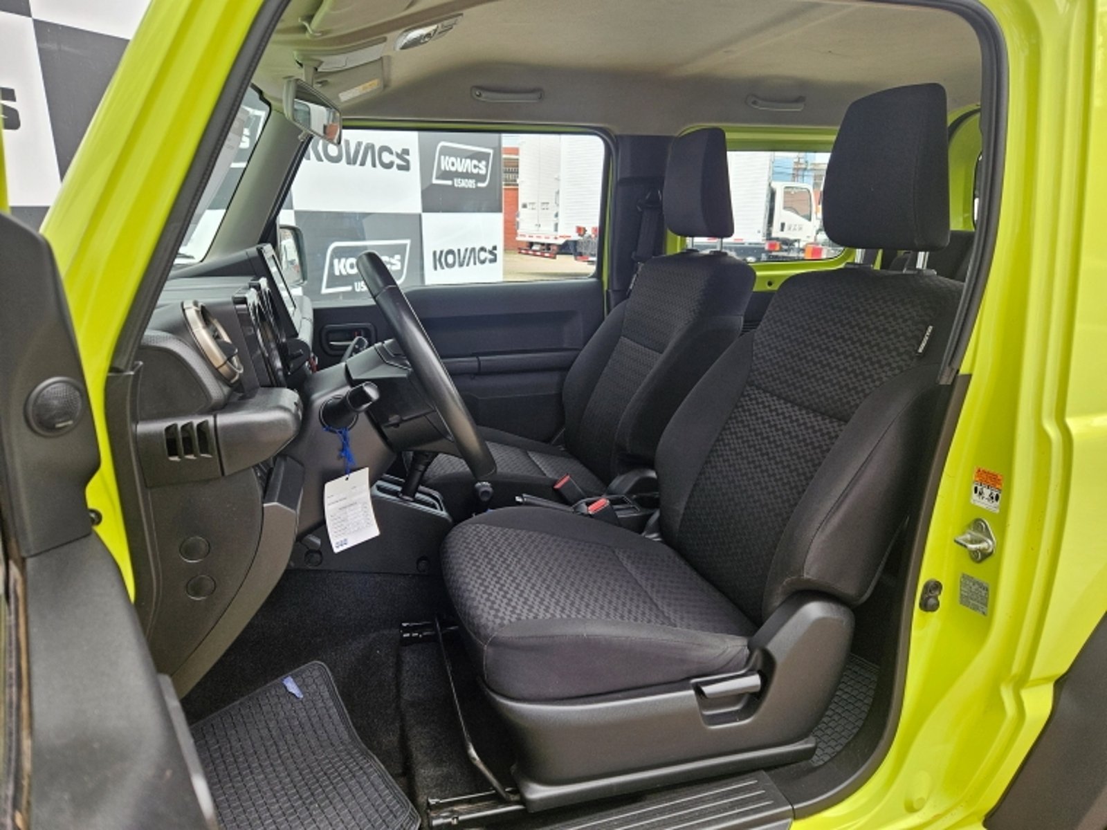 Suzuki JIMNY 1.5 GLX AT 4X4 2020 - Imagen 9 de 18
