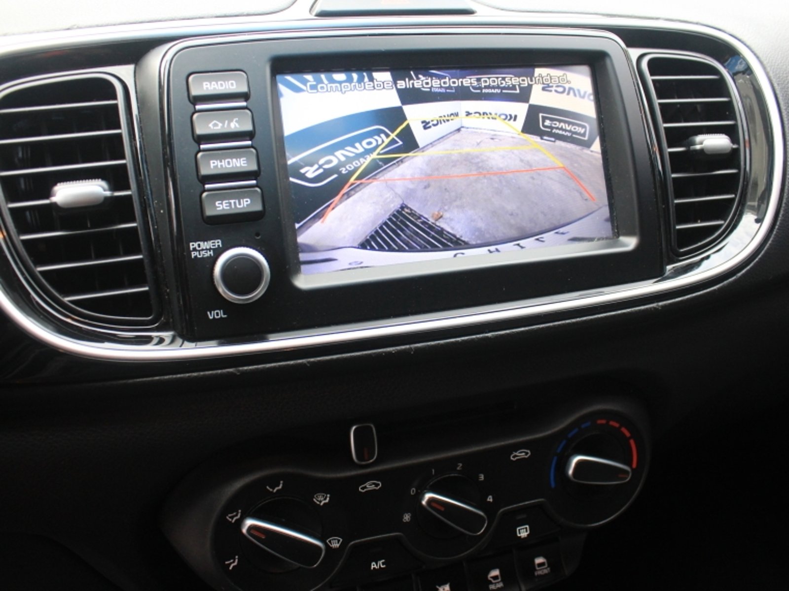KIA SOLUTO 1.4  LX MT 2024 - Imagen 14 de 18