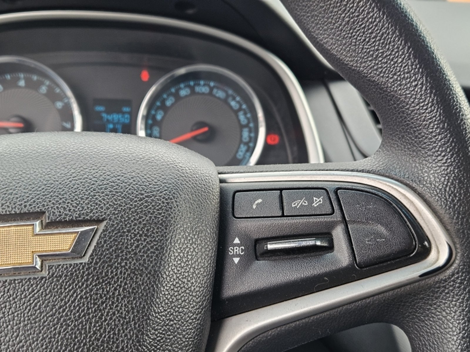 CHEVROLET SAIL LS 1.5 2018 - Imagen 18 de 19