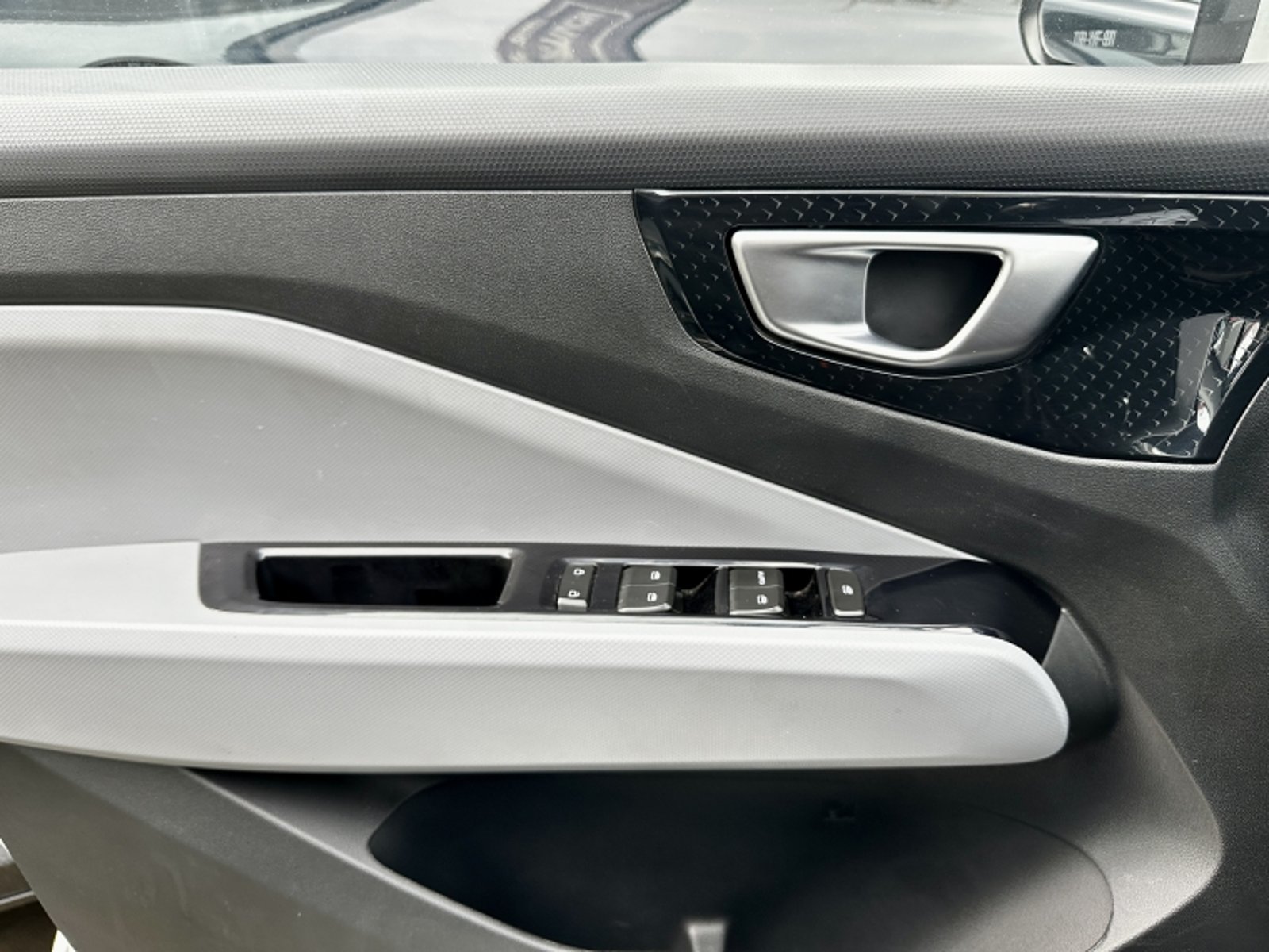 Chevrolet SAIL 1.5 CVT 2024 - Imagen 15 de 18