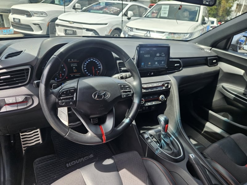Hyundai VELOSTER JS GDI HB 1.6 AUT 2019 - Imagen 9 de 19