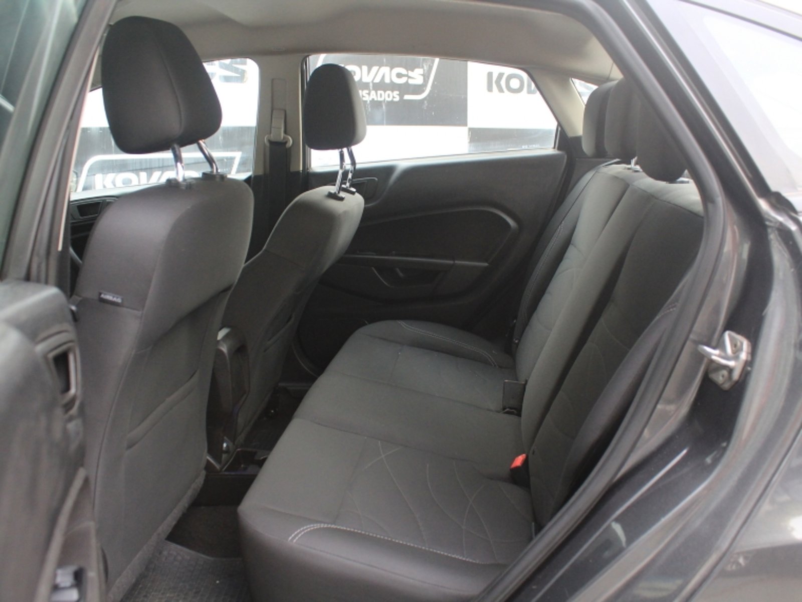 Ford FIESTA 1.6  5P  SE  MT 2017 - Imagen 8 de 17