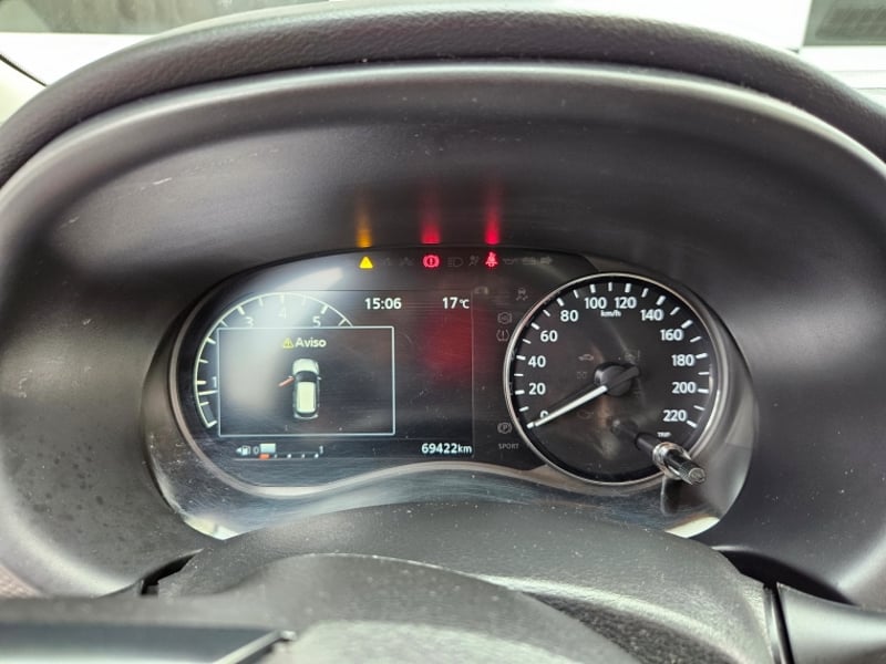 Nissan KICKS 1.6 ADVANCE  MT 2024 - Imagen 16 de 19