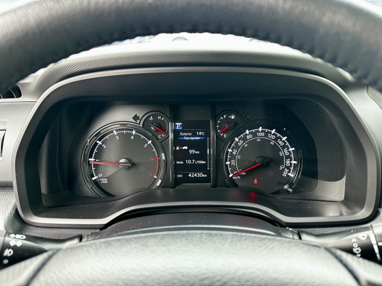 TOYOTA 4RUNNER 4.0  SR5  AT  4X4 2024 - Imagen 11 de 20