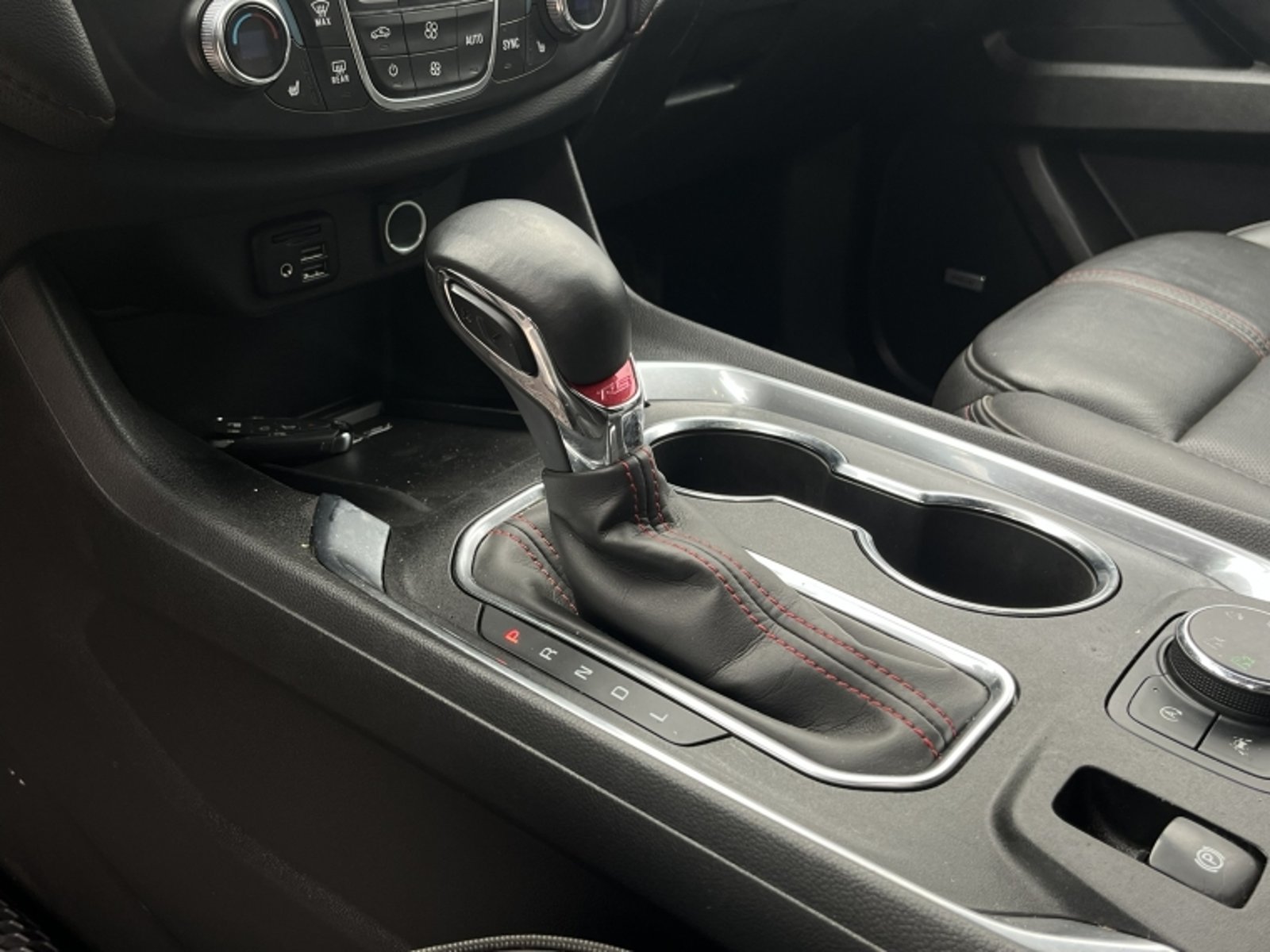 Chevrolet TRAVERSE RS AWD P 2023 - Imagen 15 de 20