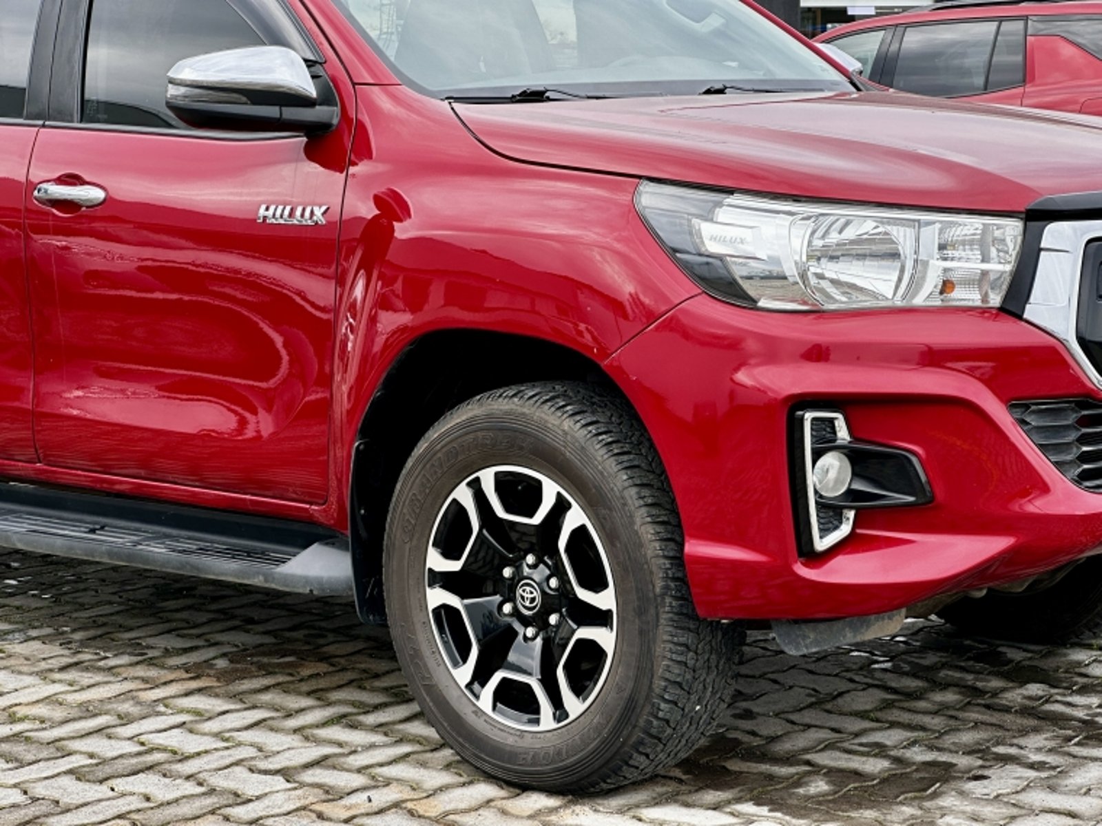 Toyota HILUX HILUX 2.8 SRV AT 4X4 2020 - Foto 4 de 18