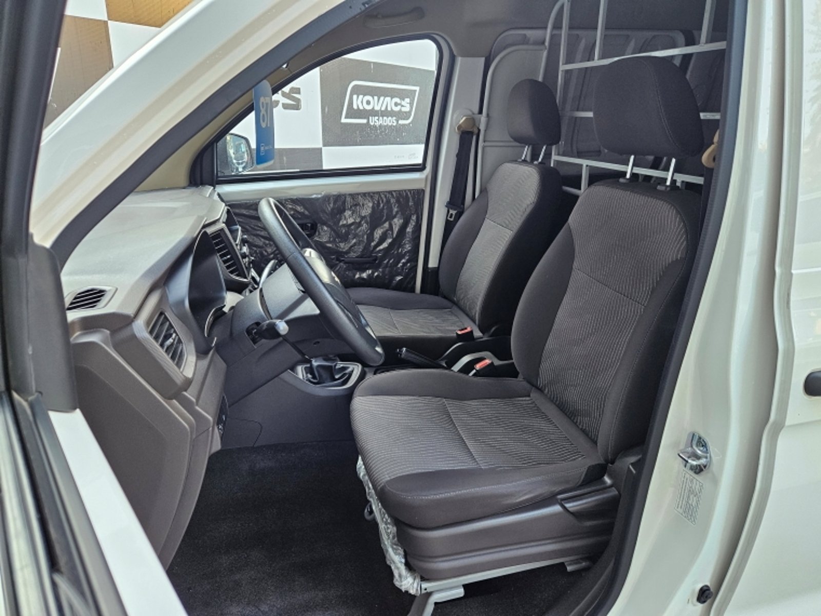 CHEVROLET N400 1.5  AC MT 2025 - Imagen 11 de 13