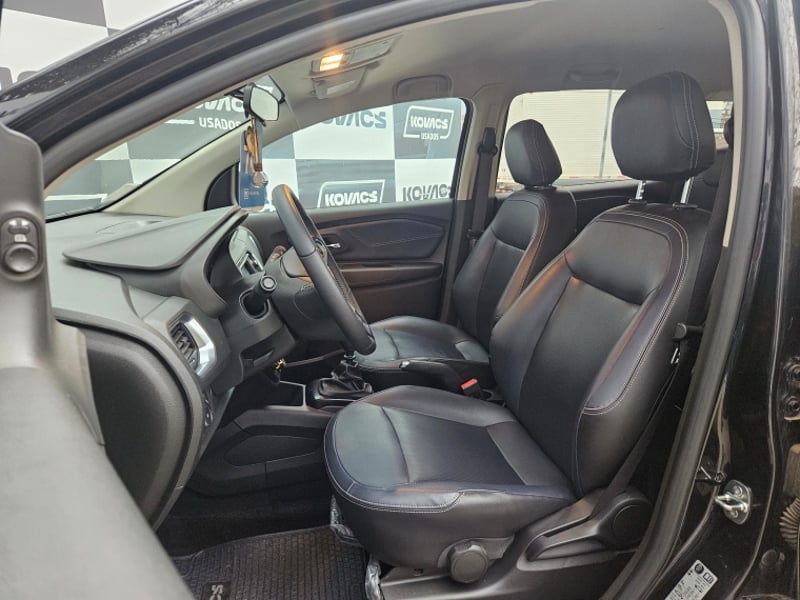 Chevrolet SPIN 1.8 PREMIER MT 2024 - Imagen 15 de 20