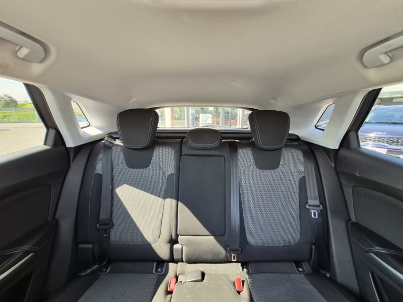 Opel GRANDLAND X THP AT 1.6 2021 - Imagen 17 de 20